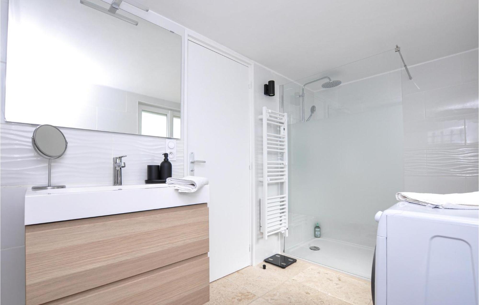 Awesome Apartment In Saint-Jeannet With Kitchen Εξωτερικό φωτογραφία